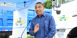 JAMAICA-PM thanks China for hurricane relief support, receives new tipper trucks. Jamaican PM and officials inspect new tipper trucks donated by China