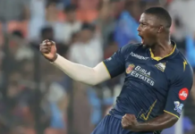 CRICKET-Holder’s bowling heroics lead Titans to victory. Holder celebrating with teammates after taking key wickets in Titans win