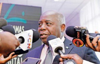 Prime_Minister_Phillip_Davis_File_Photo (3)