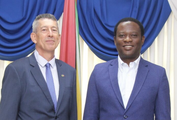 CF4BE71A-2295-4D12-99D0-98DD44193153