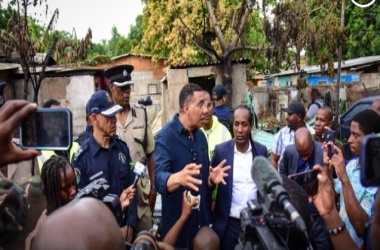 Holness-firebombing JAMAICA-Prime Minister labels as “terrorists” gunmen who firebombed homes last weekend