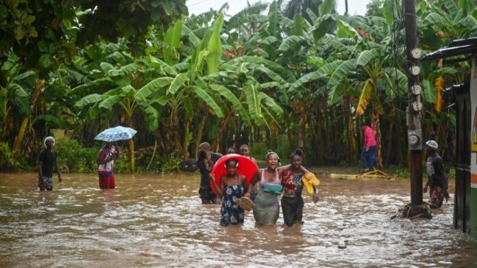 HAITI-Thousands displaced 13 confirmed dead in torrential rains