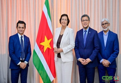 Petronas-meeting Petronas to drill new oil wells in Suriname