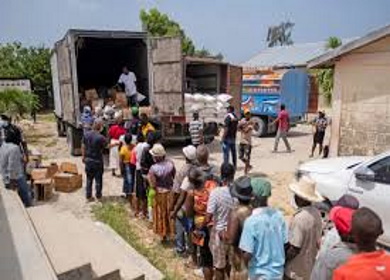 WFP Warns Funding Cuts Pushing Millions in Haiti into Hunger Haitian families receive food assistance from the World Food Programme amid rising hunger.