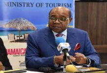 JAMAICA-Jamaica has welcomed over 30,000 cruise visitors since Hurricane Melissa. Cruise ship passengers disembarking at Jamaican port post-hurricane.