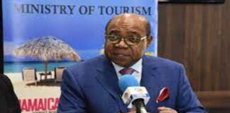 JAMAICA-Jamaica has welcomed over 30,000 cruise visitors since Hurricane Melissa. Cruise ship passengers disembarking at Jamaican port post-hurricane.