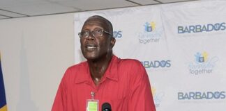 CRICKET-Garner receives Order of Freedom of Barbados.