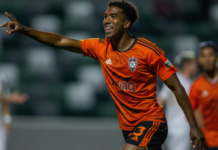 FOOTBALL-Henry inks deal to join Major League Soccer outfit.