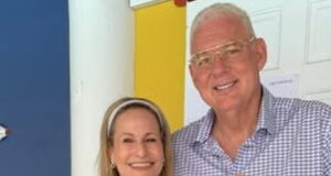 ST. LUCIA-UWP rejects the resignation of Chastanet. St. Lucia UWP Rejects Chastanet Resignation