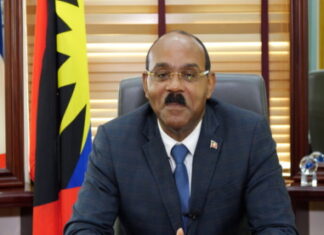 ANTIGUA-Antigua PM attending the world governments summit.