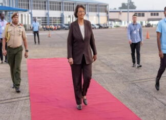 SURINAME-Suriname President to attend first CARICOM summit.