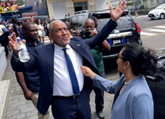 ST. VINCENT-Prime Minister Friday appears carefree as court case challenging his election gets underway.