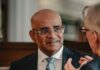 GUYANA-Vice President Jagdeo urges the Commonwealth to rethink climate finance and urban development. Vice President Jagdeo speaking at Commonwealth summit with climate finance chart on screen
