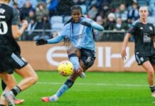 FOOTBALL-Shaw scores but Man City shocked by Brighton in WSL. Bunny Shaw scoring for Man City as Brighton players celebrate upset win